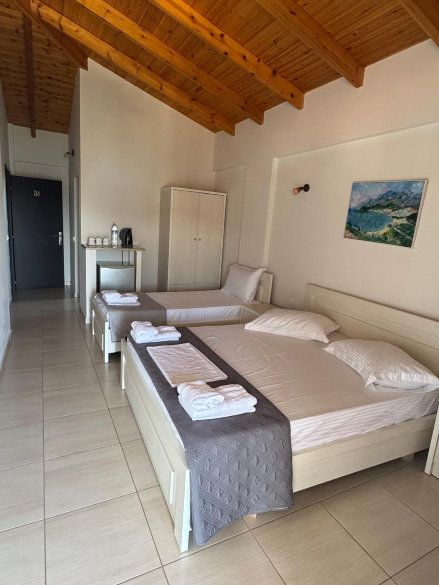 George Rooms&suites Himarë