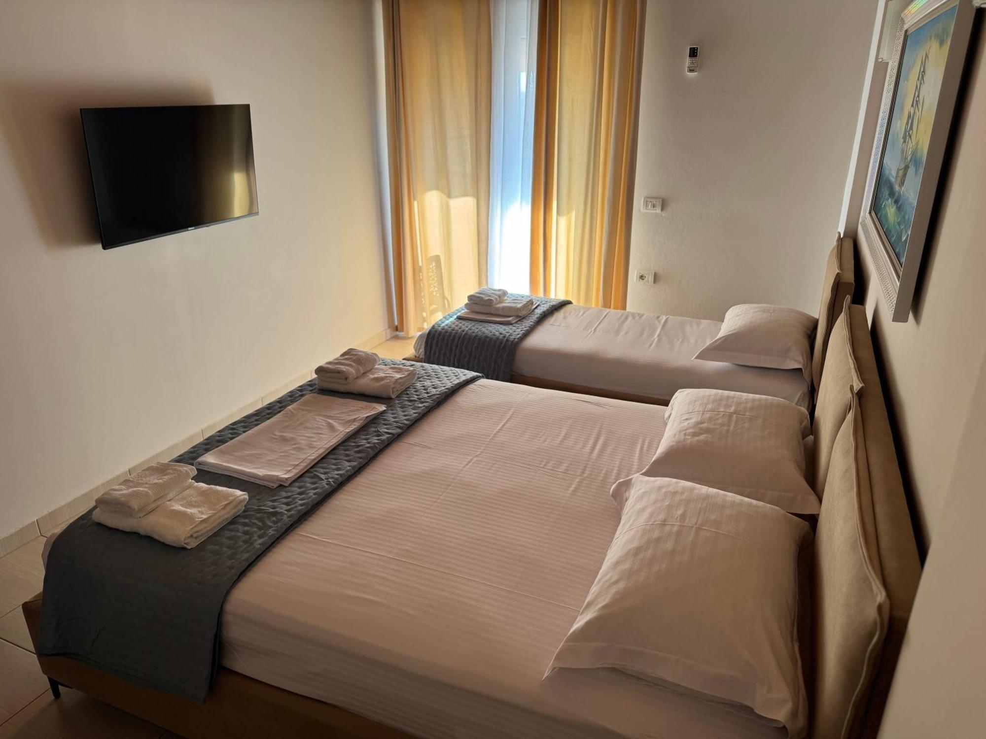 George Rooms&suites Himarë